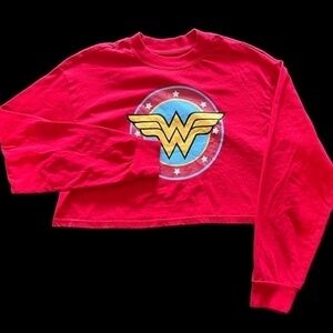 Wonder Woman Women's Long Sleeve Cropped T-Shirt Size M